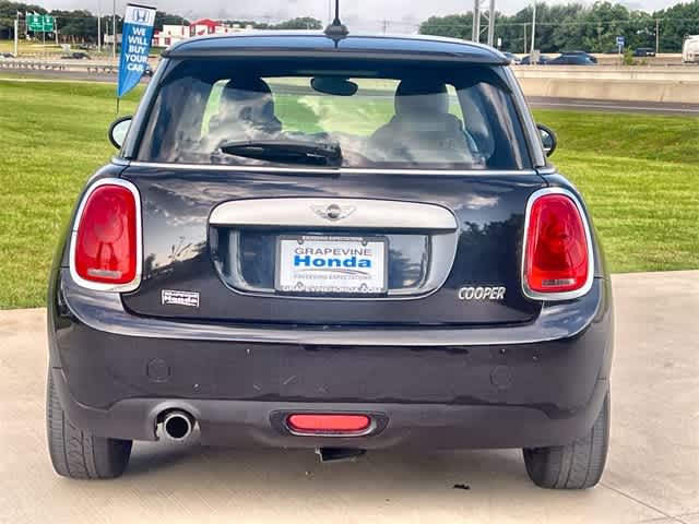 Thumbnail: 2015 MINI Cooper Hardtop - 6