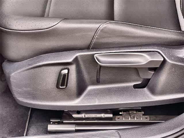 Thumbnail: 2015 Volkswagen Golf - 29