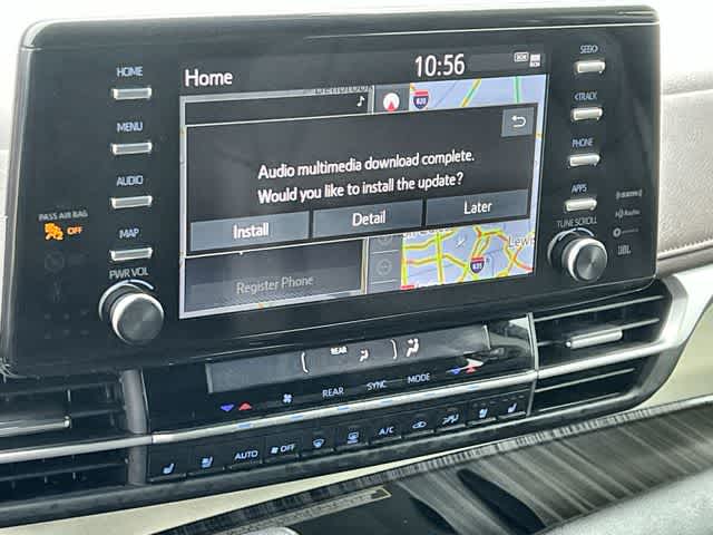 Thumbnail: 2024 Toyota Sienna - 18