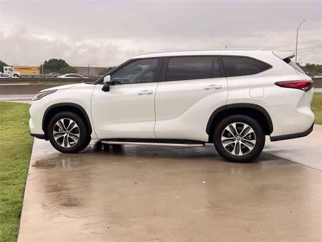 2023 Toyota Highlander L 4