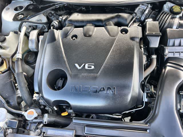 Thumbnail: 2019 Nissan Maxima - 10