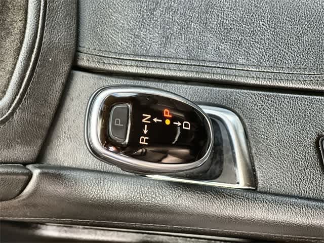 Thumbnail: 2017 Cadillac XT5 - 16