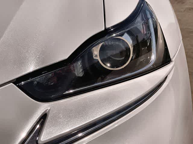 Thumbnail: 2018 Lexus IS - 24