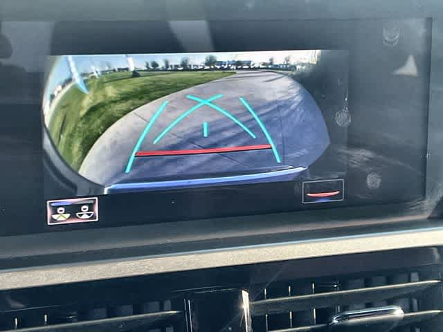 Thumbnail: 2022 Lexus GX - 26