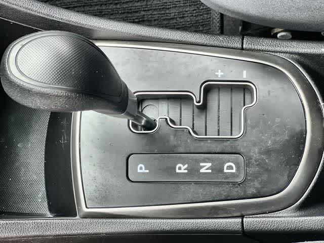 Thumbnail: 2015 Hyundai Accent - 16