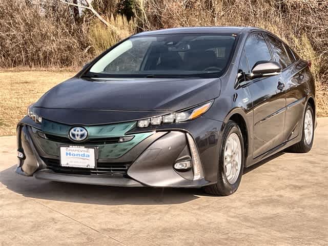 Thumbnail: 2017 Toyota Prius Prime - 2