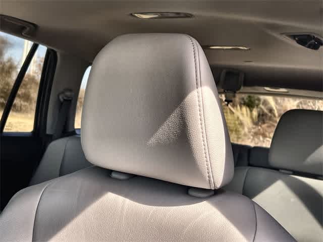 Thumbnail: 2016 Honda Pilot - 25