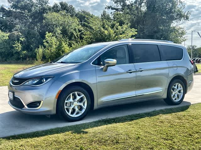 Used 2020 Chrysler Pacifica Limited with VIN 2C4RC1GG0LR163121 for sale in Grapevine, TX