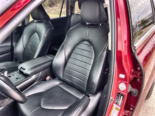 Thumbnail: 2021 Toyota Highlander - 11