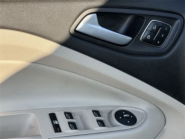 Thumbnail: 2014 Ford Escape - 30