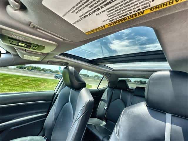 2021 Toyota Camry XSE 32