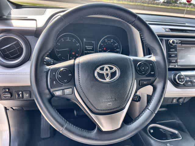 Thumbnail: 2018 Toyota RAV4 - 17