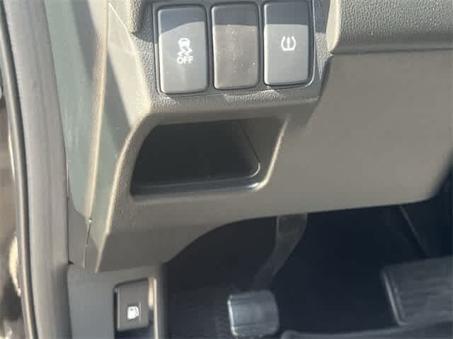 2016 Honda CR-V EX 29