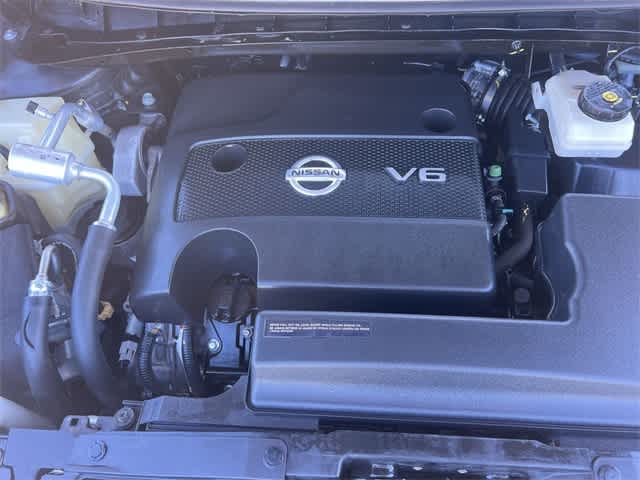 2015 Nissan Murano SV 10