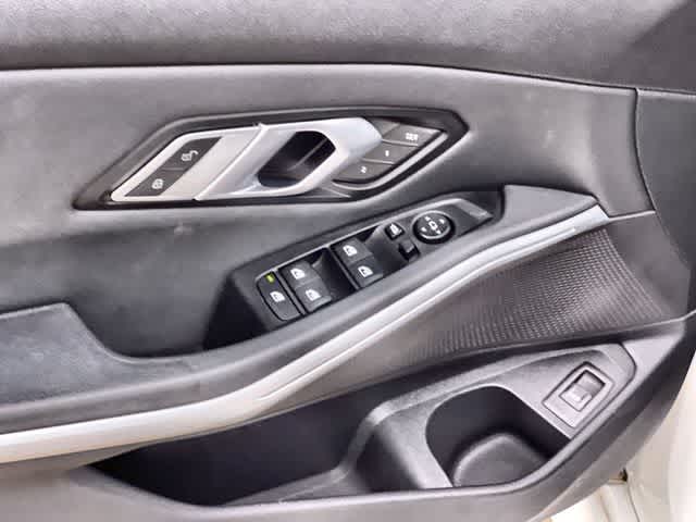 Thumbnail: 2020 BMW 3 Series - 30
