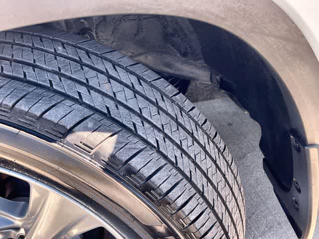 Thumbnail: 2022 Toyota Highlander - 23