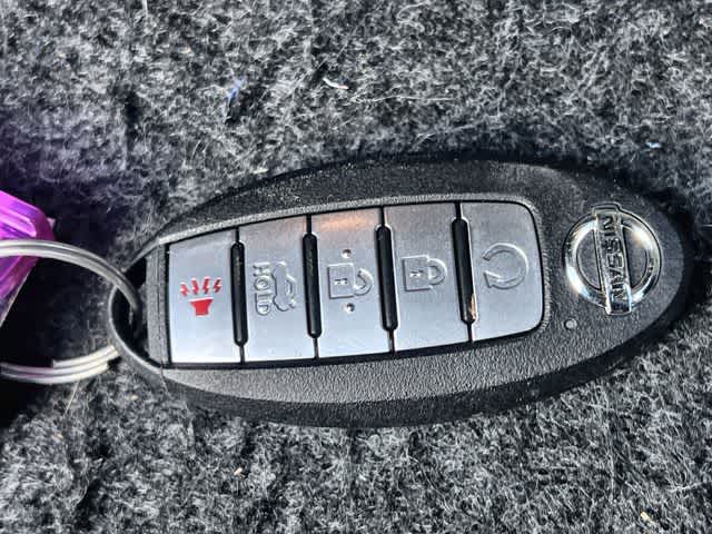 Thumbnail: 2019 Nissan Maxima - 21