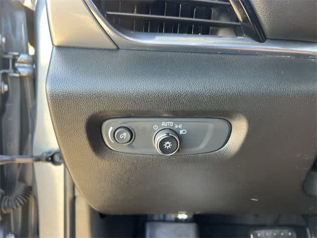 Thumbnail: 2019 Chevrolet Traverse - 29