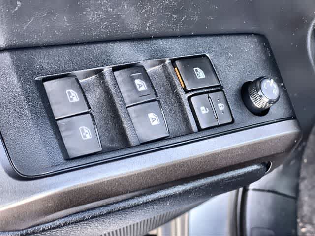 Thumbnail: 2019 Toyota Tacoma - 30