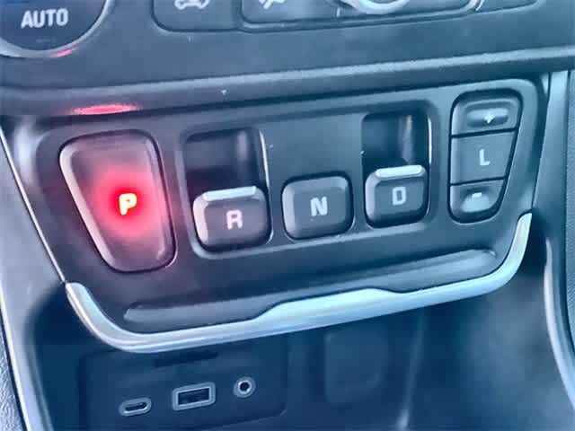 Thumbnail: 2021 GMC Terrain - 16