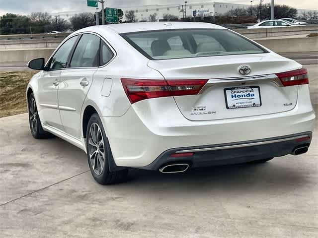 Thumbnail: 2016 Toyota Avalon - 5