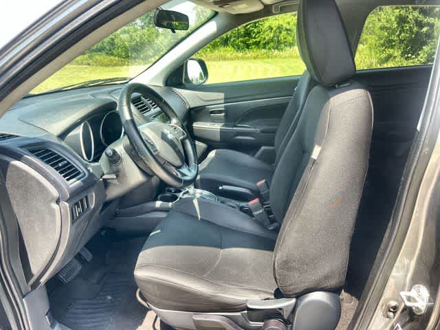 Thumbnail: 2015 Mitsubishi Outlander Sport - 11