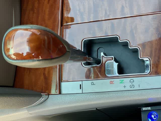 Thumbnail: 2009 Toyota Camry - 16