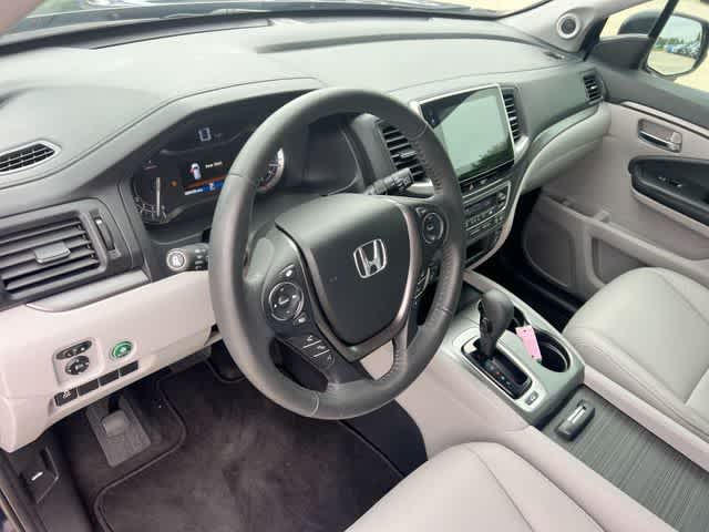 Thumbnail: 2018 Honda Pilot - 15