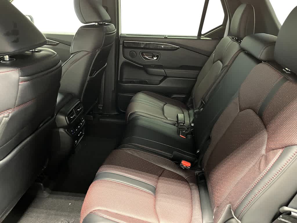 2025 Honda Pilot Black Edition 25