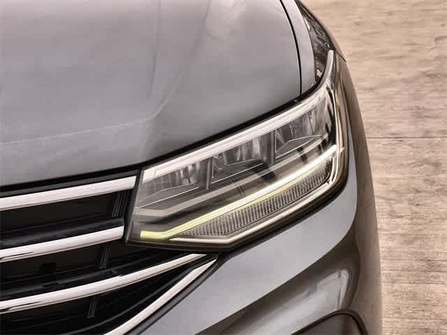 Thumbnail: 2022 Volkswagen Tiguan - 24