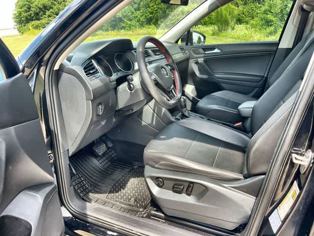 Thumbnail: 2021 Volkswagen Tiguan - 3