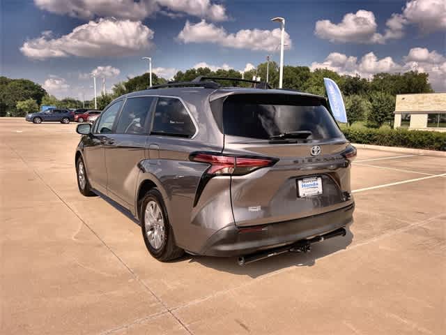 Thumbnail: 2021 Toyota Sienna - 5