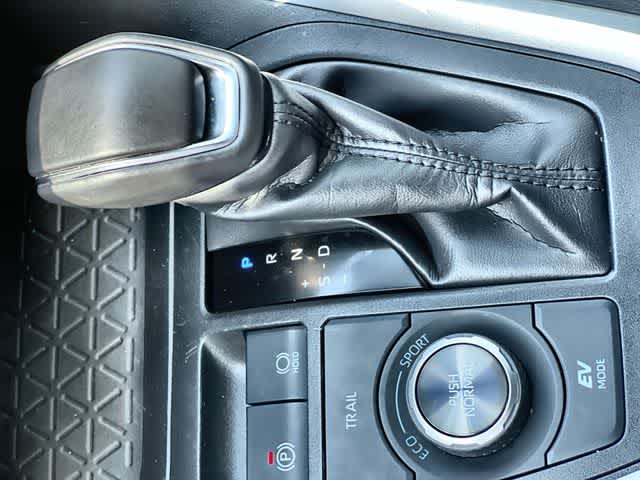 Thumbnail: 2024 Toyota RAV4 - 16