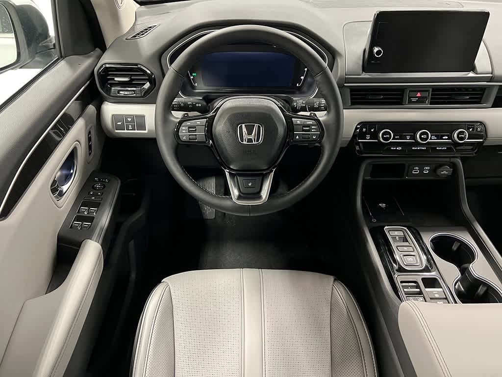 2025 Honda Pilot Elite 17