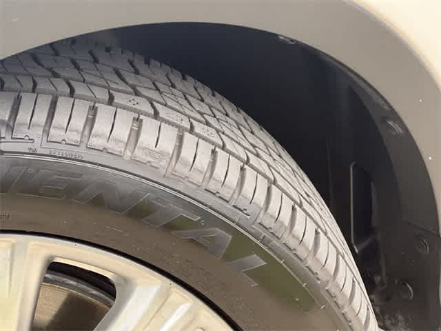 2017 Ford Escape Titanium 23