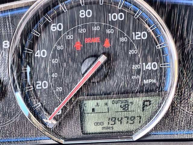 Thumbnail: 2013 Toyota RAV4 - 19