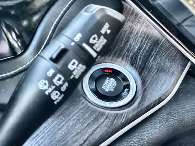 Thumbnail: 2023 Jeep Grand Cherokee - 28