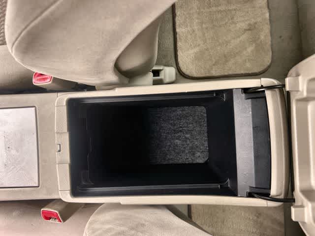 Thumbnail: 2011 Toyota Camry - 26