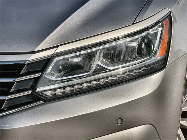 Thumbnail: 2018 Volkswagen Passat - 24