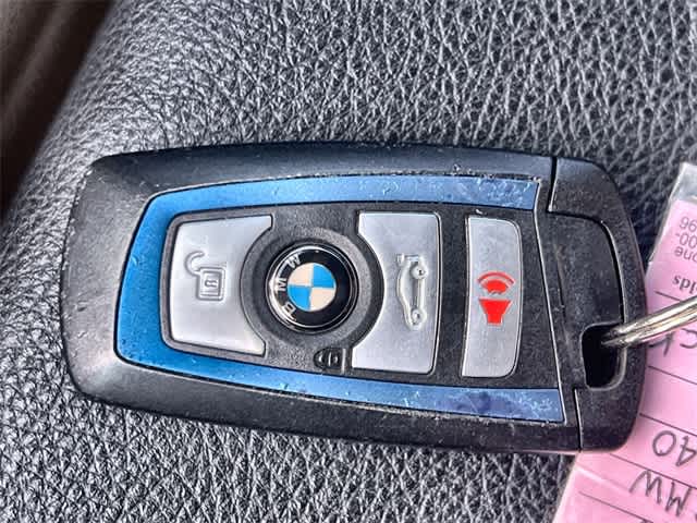 Thumbnail: 2018 BMW 3 Series - 21