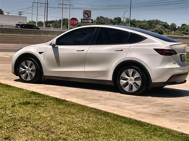 Thumbnail: 2023 Tesla Model Y - 4