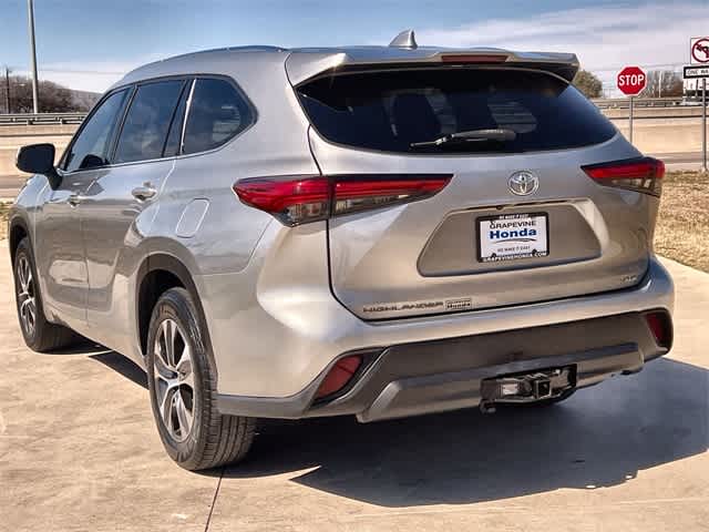 Thumbnail: 2020 Toyota Highlander - 5