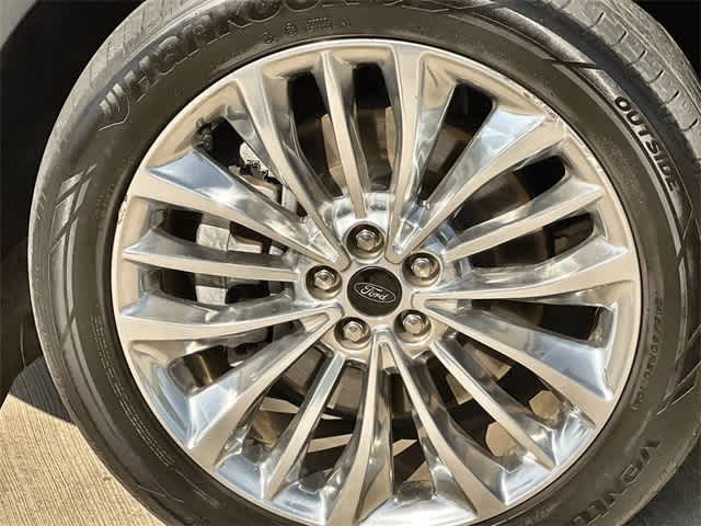 Thumbnail: 2022 Ford Edge - 9