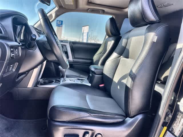 Thumbnail: 2015 Toyota 4Runner - 11