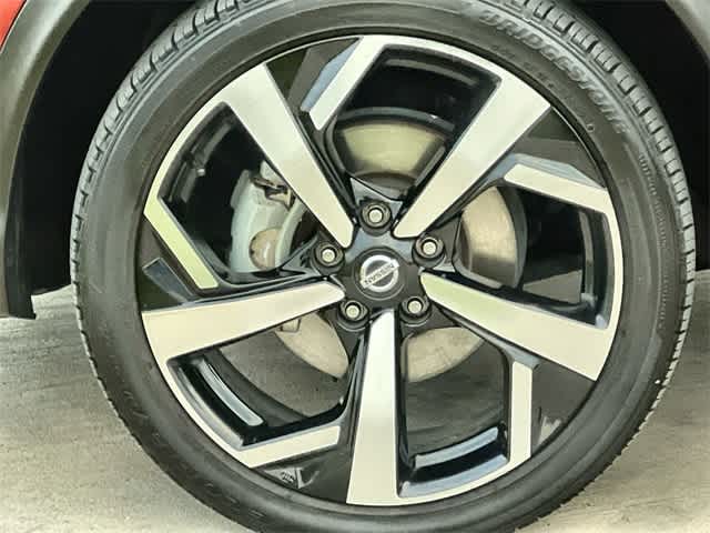 Thumbnail: 2020 Nissan Rogue Sport - 9