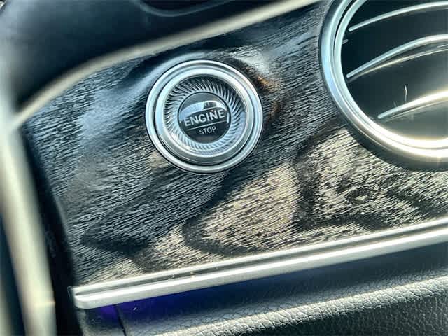 Thumbnail: 2018 Mercedes-Benz E-Class - 28