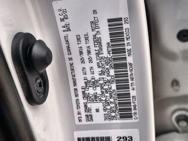 Thumbnail: 2021 Toyota Tacoma - 22