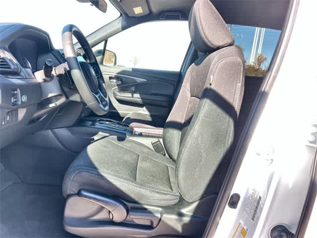 Thumbnail: 2021 Honda Passport - 11