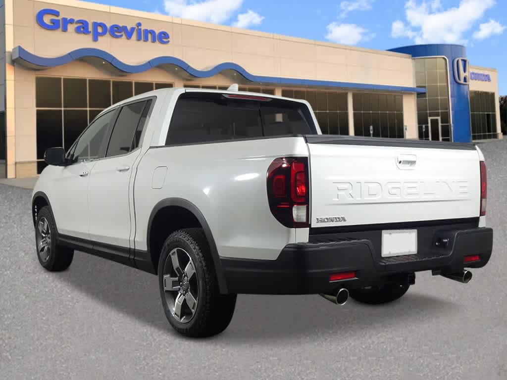 Thumbnail: 2025 Honda Ridgeline - 3