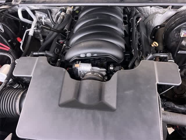 Thumbnail: 2015 Chevrolet Tahoe - 10